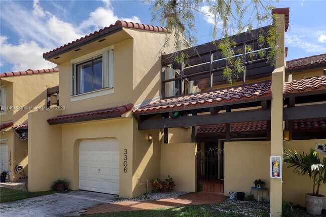 Building Photo - 3306 Torremolinos Ave