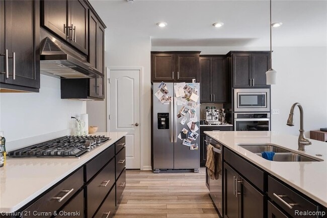 Building Photo - 2090 Addison Cir