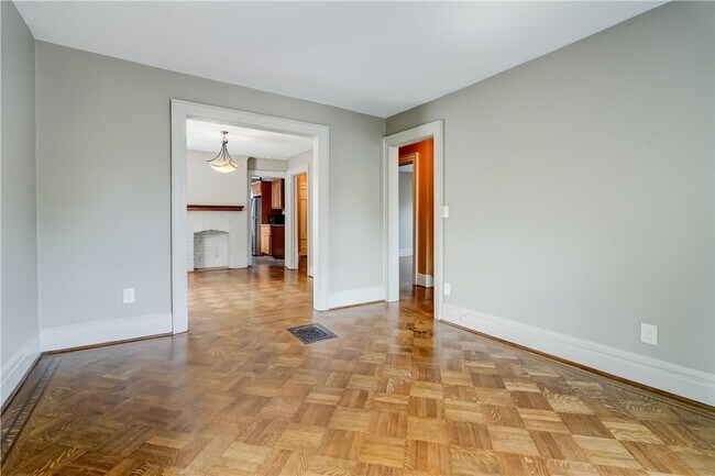 Building Photo - 76 Kenilworth Terrace