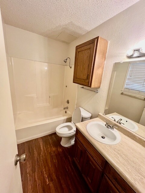 Building Photo - 475 Industrial Dr W