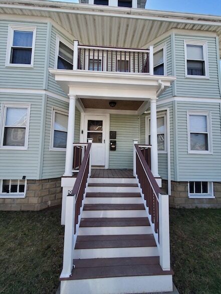 Building Photo - 32 Glenrose Rd