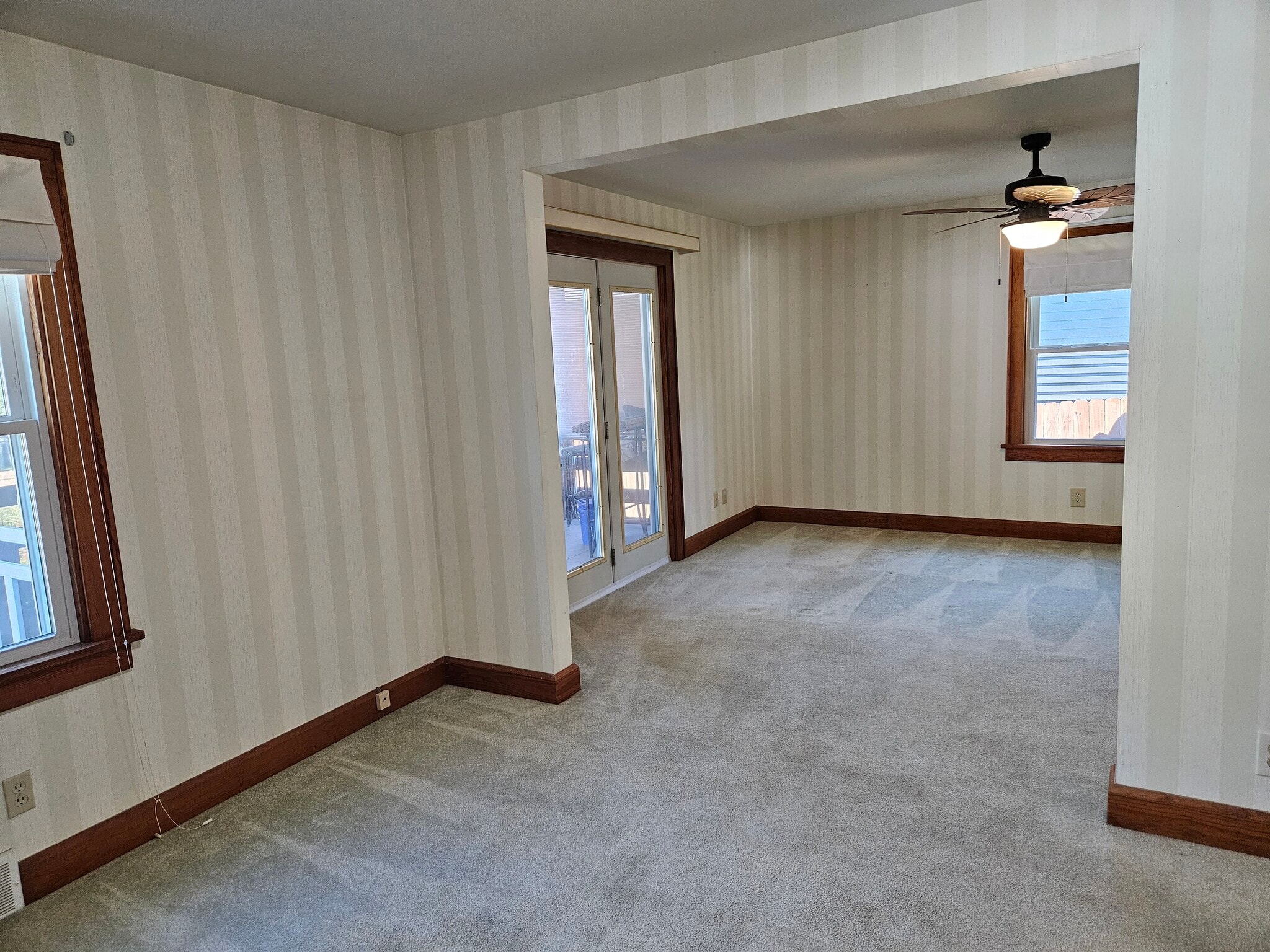 Master bedroom - 4047 Mogadore Rd