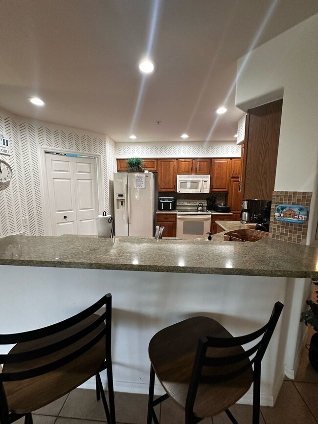 Building Photo - 9170 Southmont Cove