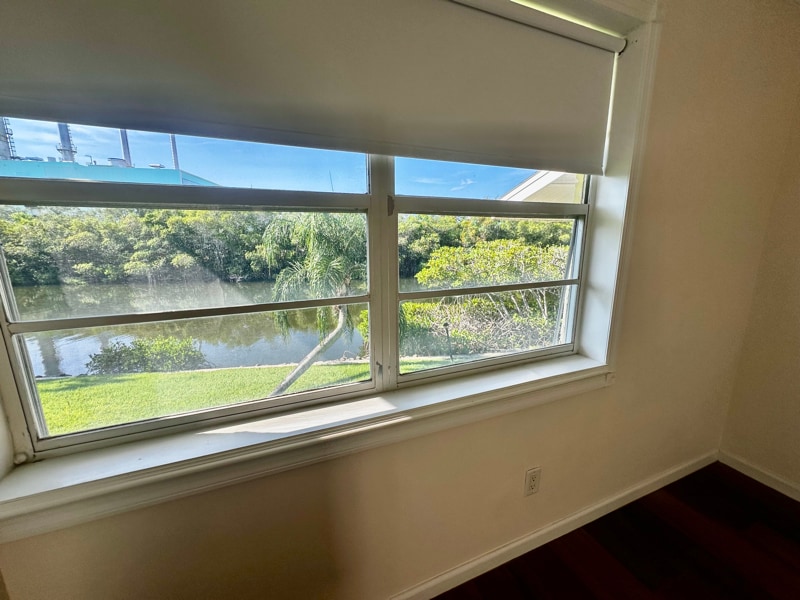 Building Photo - 1815 Robalo Dr