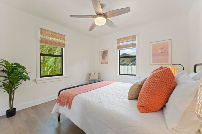 Building Photo - 721 Dobbins St