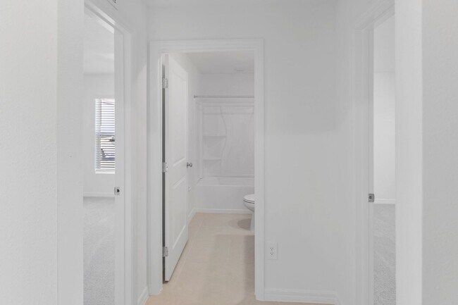 Building Photo - 2155 Lone Oak Ln