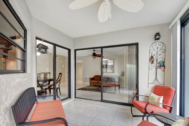 Building Photo - 6025 Parkwalk Dr