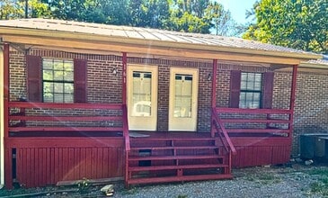 Building Photo - DUPLEX IN THE CITY