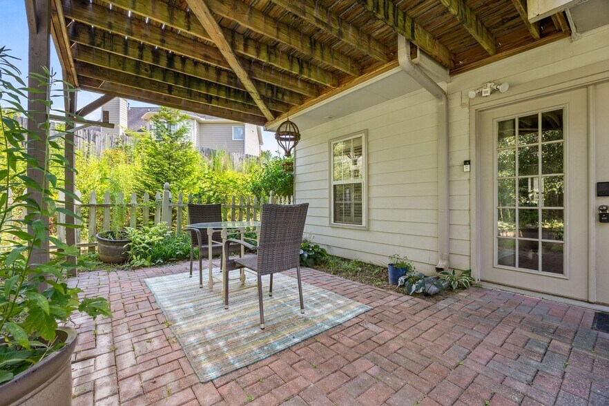Building Photo - 3613 Southland Dr NE