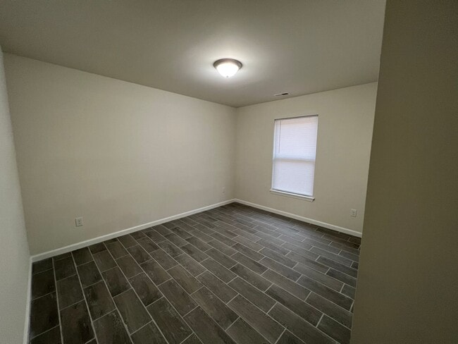 Building Photo - 11227 Cumberland Gap Dr