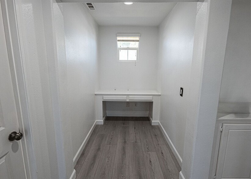 Building Photo - 1725 Chamberlin Creek Way