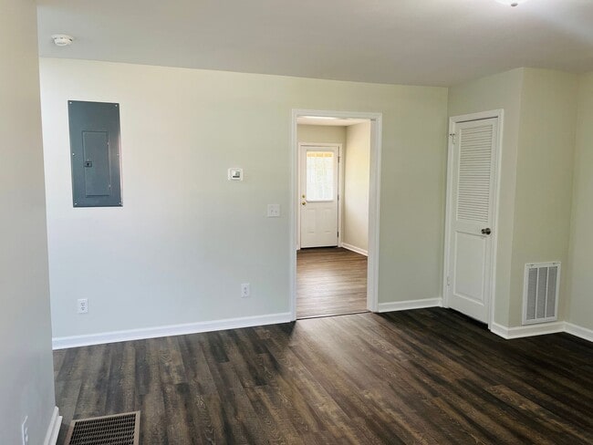 Building Photo - 60 W Washington St