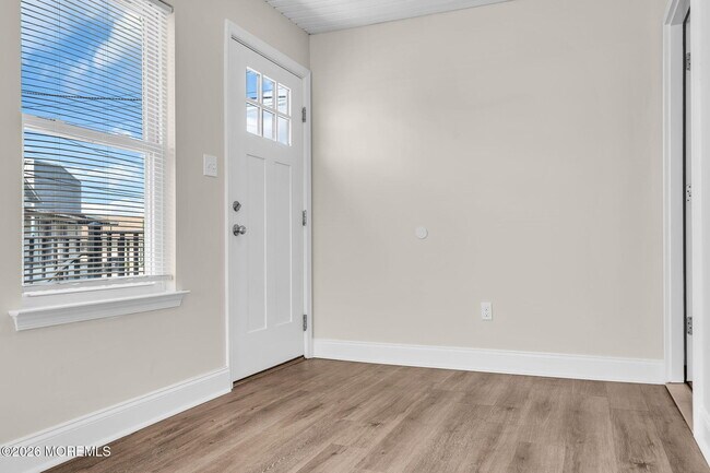 Building Photo - 48 Flint Rd