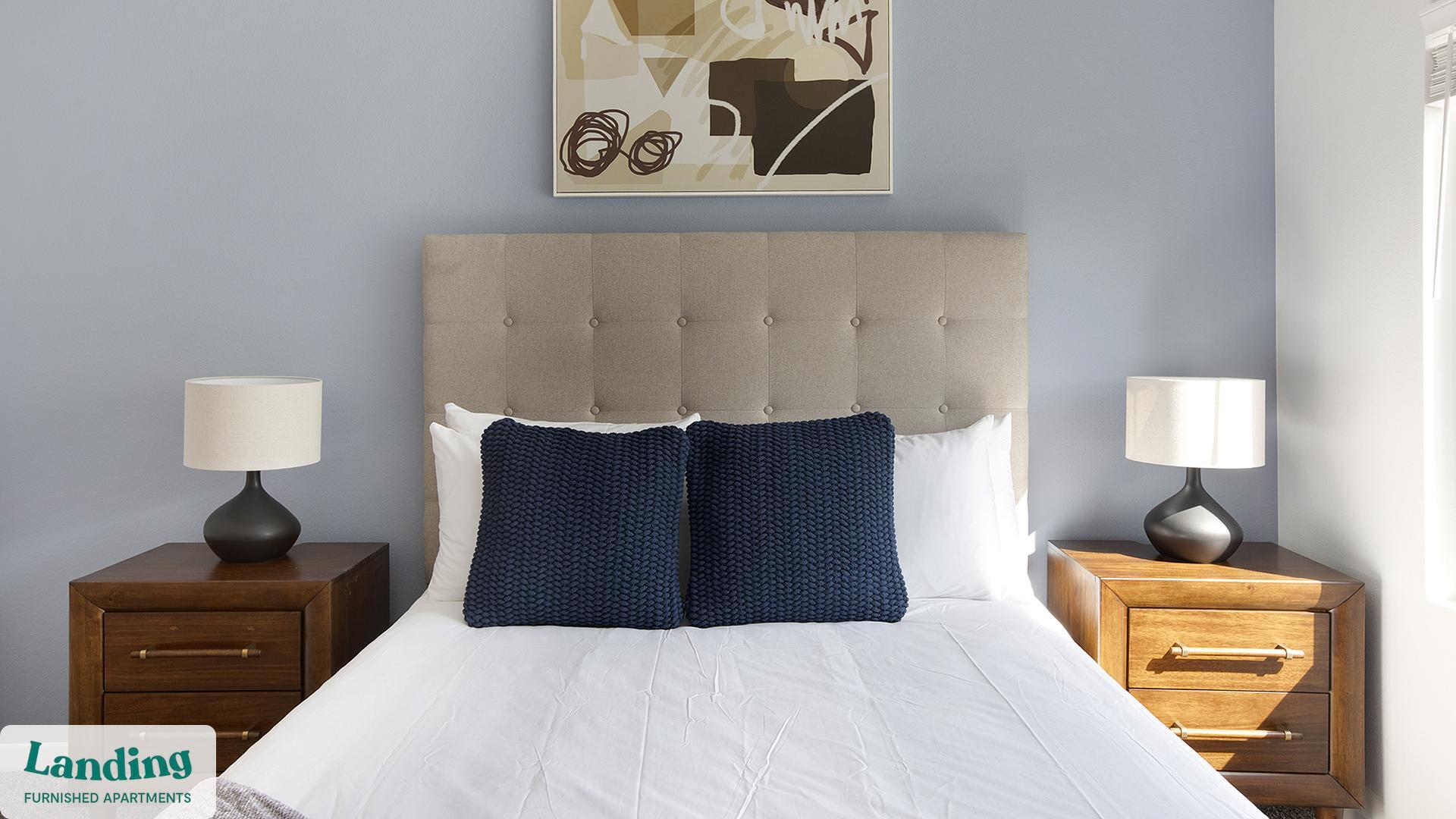 Building Photo - 2705 N Rancho Dr