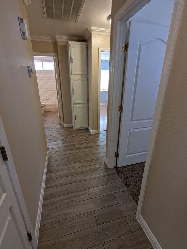 Building Photo - 4932 Dunvegan Ct