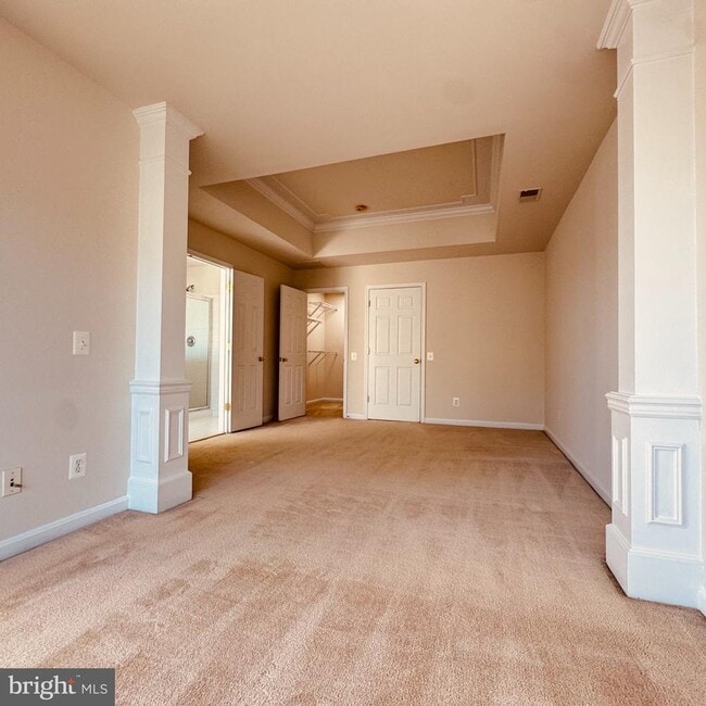 Building Photo - 8936 Singleleaf Cir