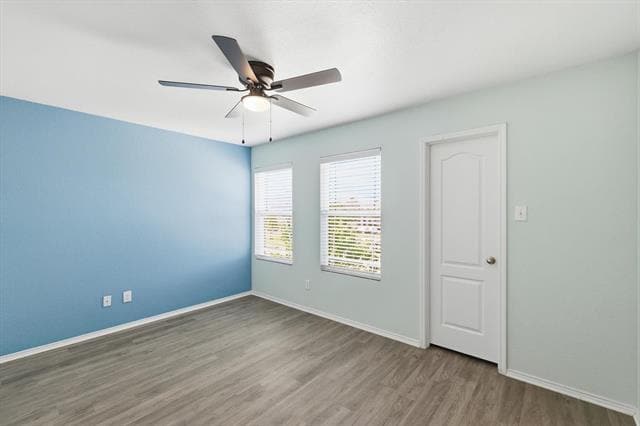 Building Photo - 913 Bloomfield Dr