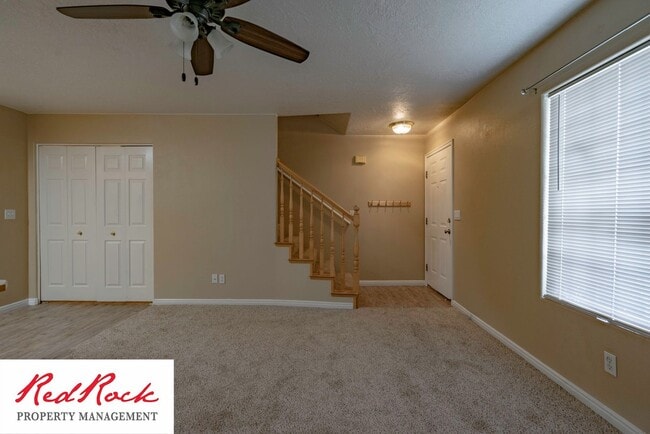 Building Photo - Charming St. George 3 Bedroom Townhome