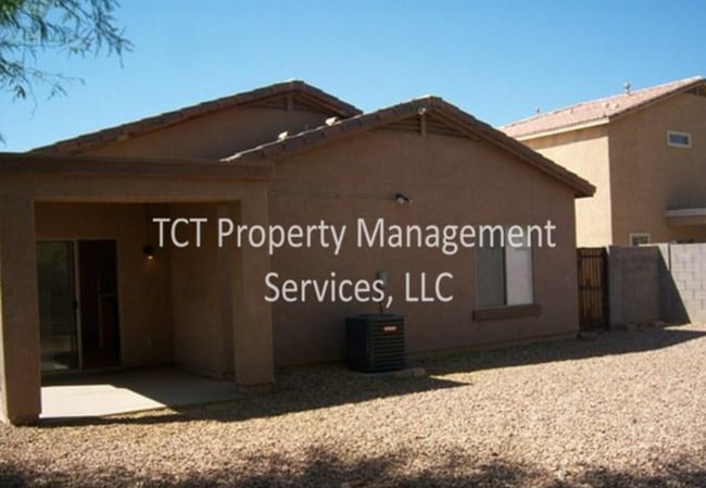 Building Photo - Newly updated 3 bed/2 bath in Sheely Farms