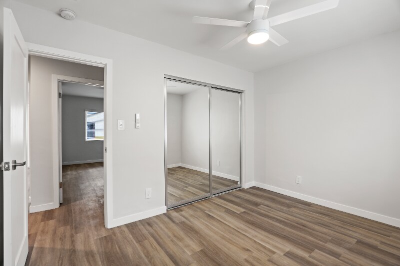 Building Photo - 1358 W 36th St