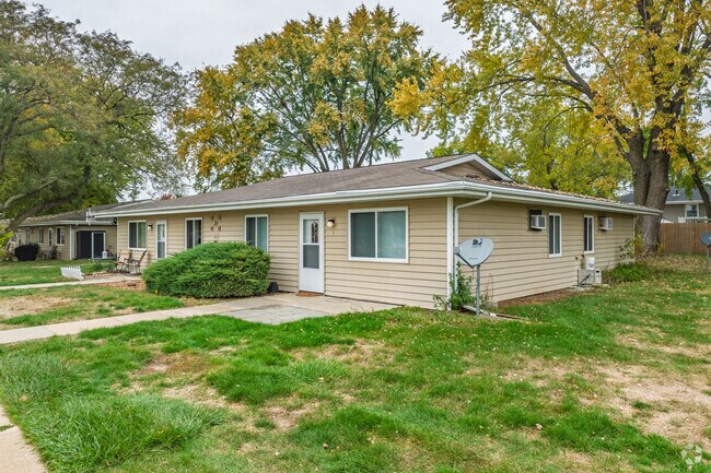 Building Photo - Scotchview Manor Elderly Apartments