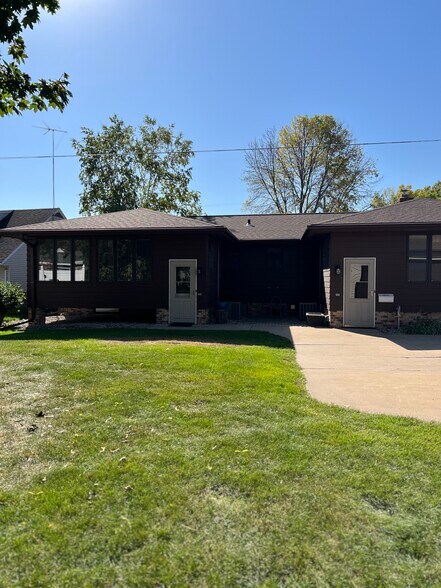Back of Duplex - 814 W Main St