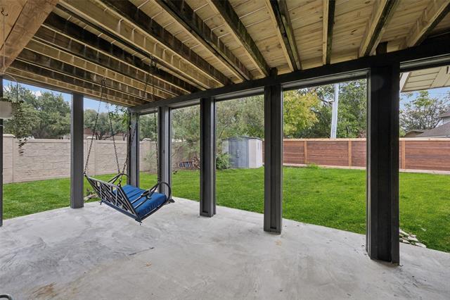 Building Photo - 3601 Colosseum Way