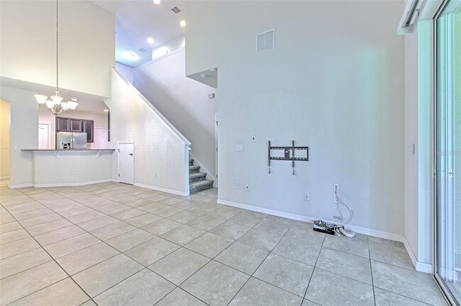 Building Photo - 2111 Broadway View Ave