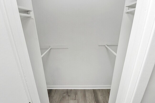 Building Photo - 3240 Heathstead Place