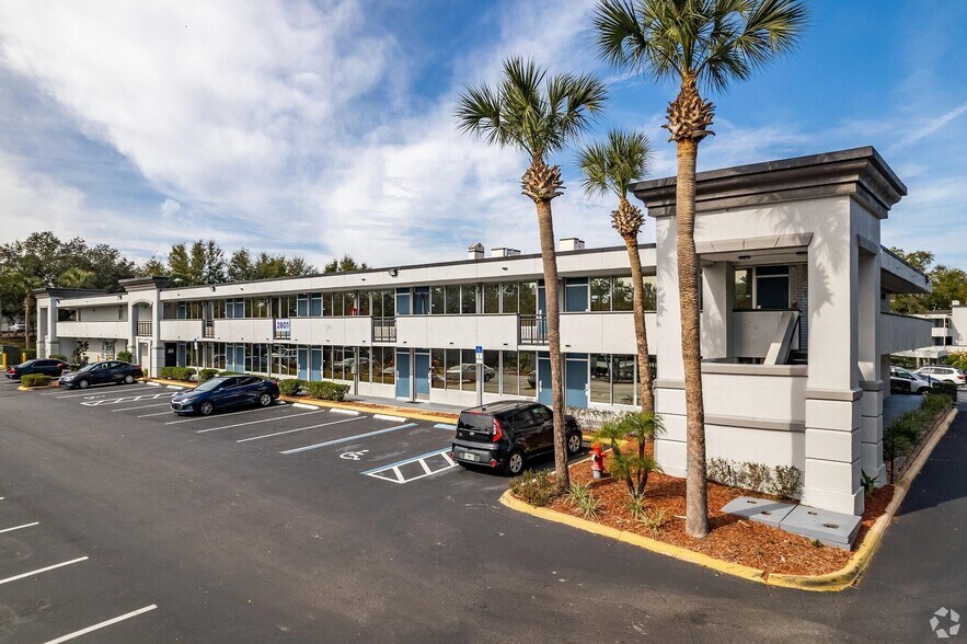 Building Photo - 2851 Maingate Village Cir