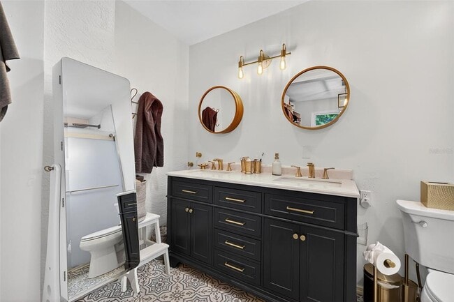 Building Photo - 1760 75th Ave N