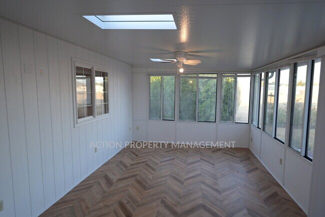 Building Photo - 1+ bed 2 bath home on a quiet cul-de-sac in Sequim