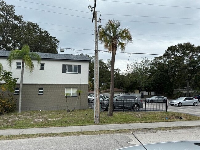 Building Photo - 3914 W Neptune St