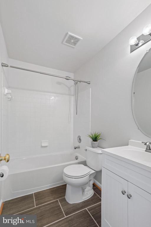 Building Photo - 12030 Kemps Landing Cir