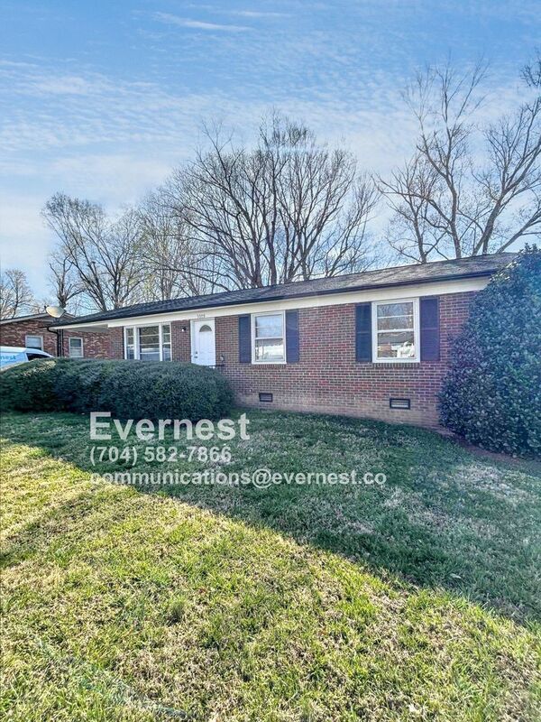 Primary Photo - 5008 Sea Oates Ln