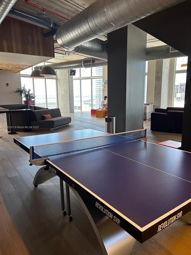 Building Photo - 151 SE 1st St