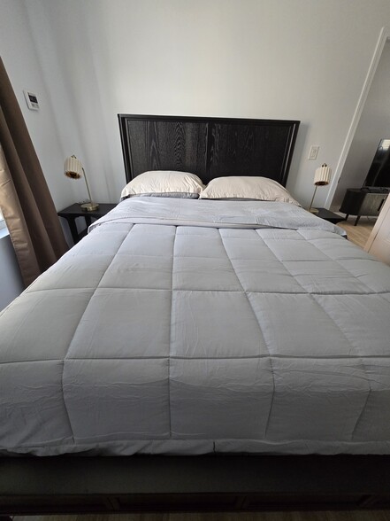 Building Photo - 2504 El Sol Ave