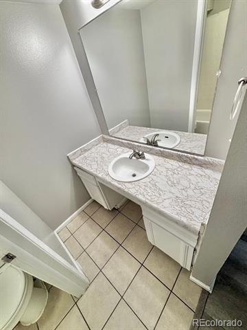 Building Photo - 1437 N Moline St