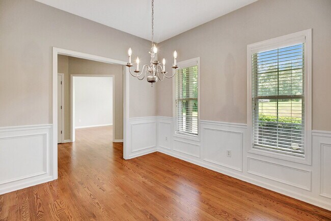 Building Photo - 75 Rock Mill Ct