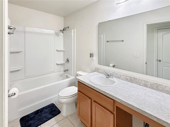 Building Photo - 4668 Glencrest Loop