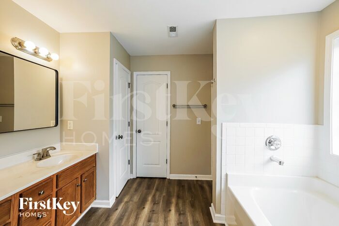 Building Photo - 3309 Sunny Slope Dr