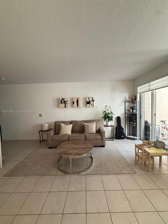 Building Photo - 11186 NW 73rd Terrace