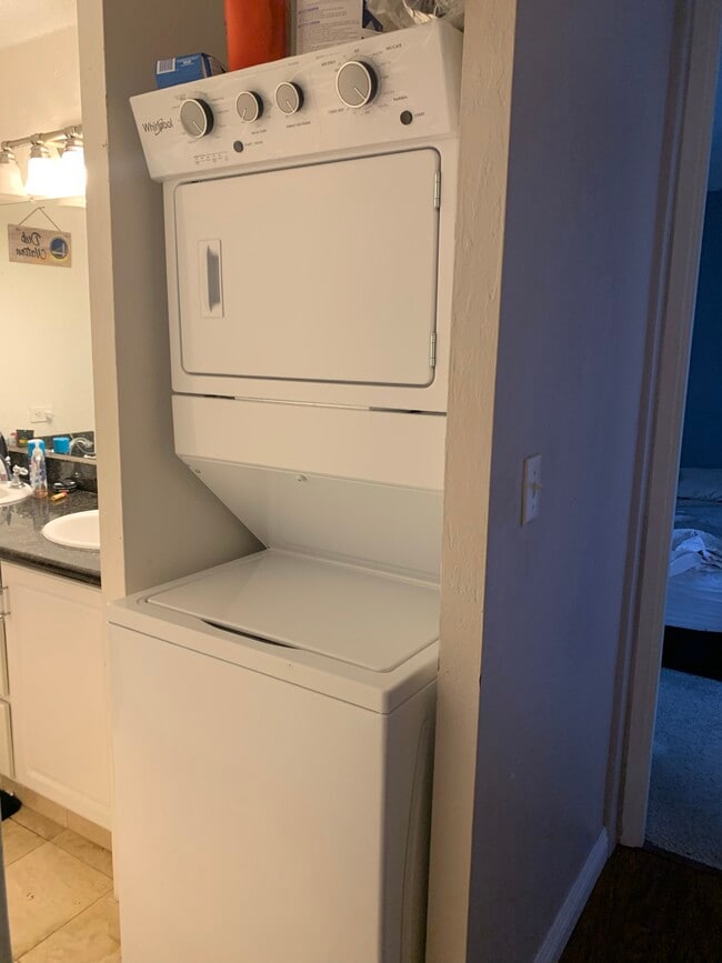 Building Photo - 98-500-500 Koauka Loop