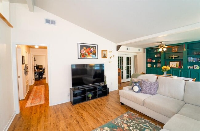 Building Photo - 5215 Overbrook Dr