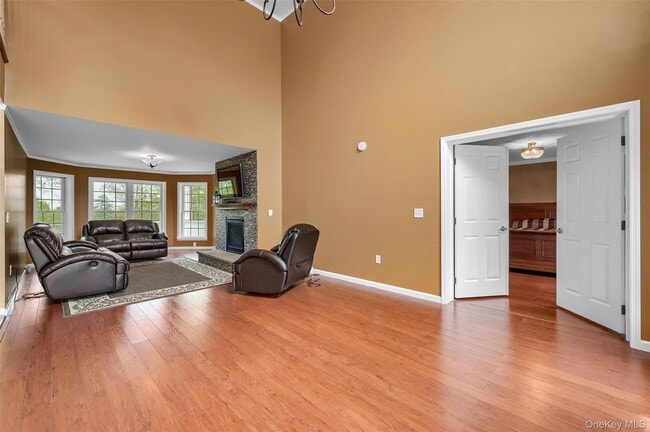 Building Photo - 67 Pine Lake Dr