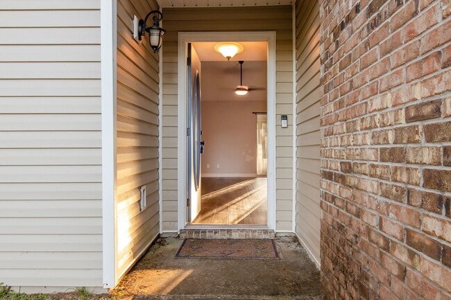 Building Photo - 3/2 located in Ft. Walton Beach