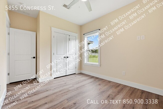 Building Photo - 5855 Congress St