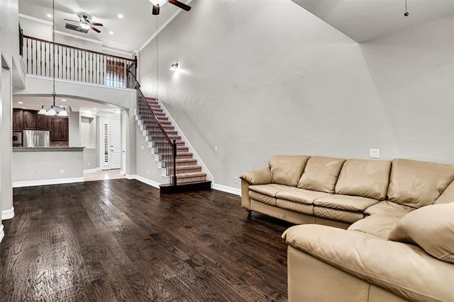 Building Photo - 4817 Bayview Dr