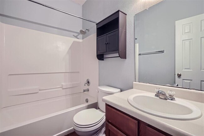 Building Photo - 158 Willow Leaf Ln