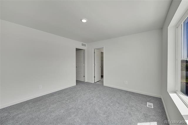 Building Photo - 427 Condor Wy